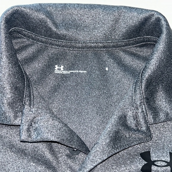 NWOT Boys size 6, smoke-free home - Picture 2 of 4